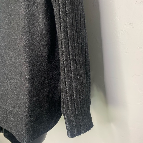 Rip Curl Gray Cozy Fleece Roll Neck Drawstring Pullover Sweater Size XS - Picture 8 of 10